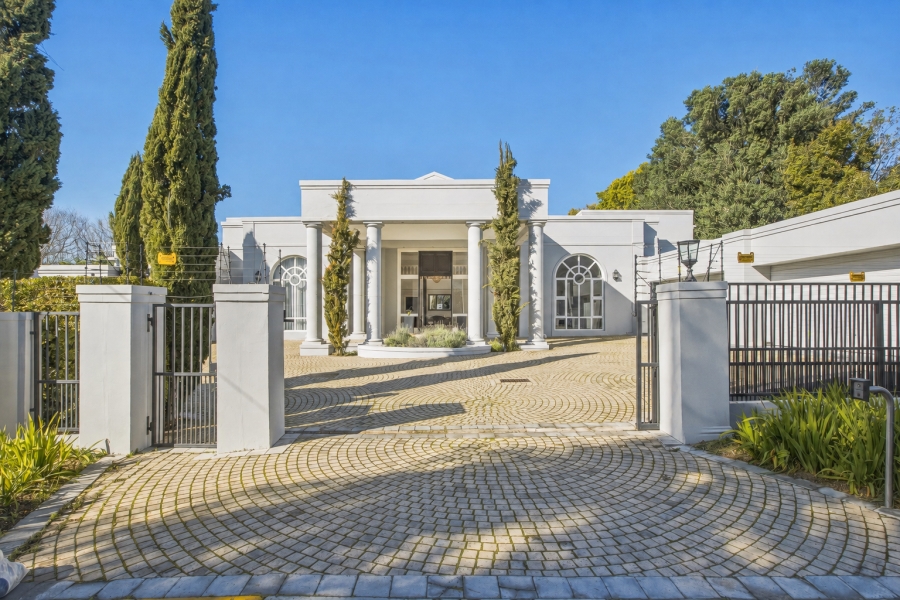 9 Bedroom Property for Sale in Constantia Western Cape